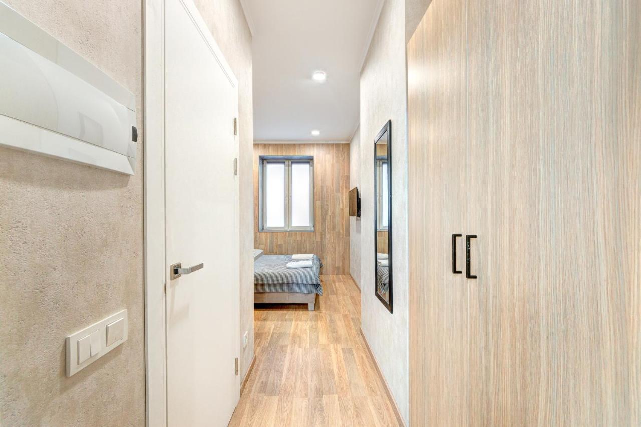 1 Room Apartment Near National Circus Kiev Dış mekan fotoğraf